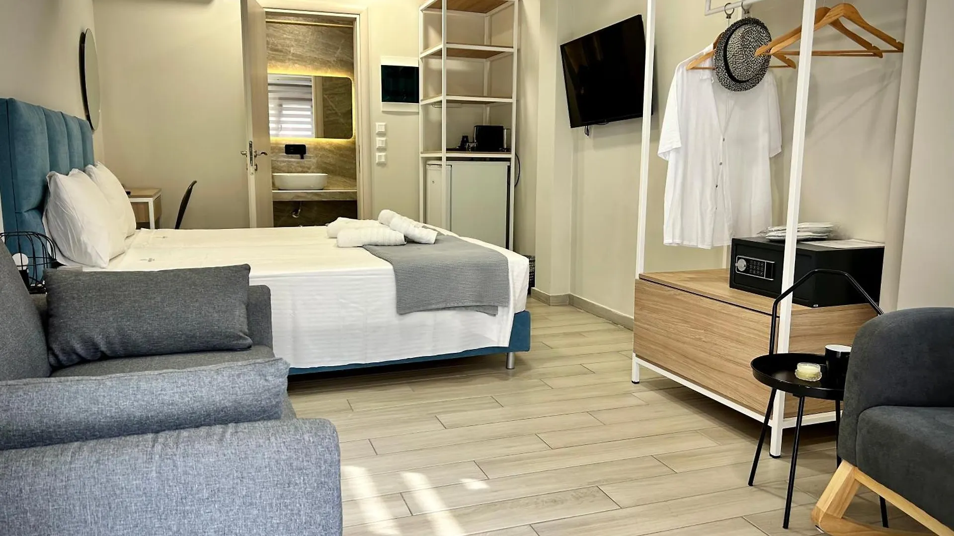 Porto Portes Suites Nea Poteidaia Greece